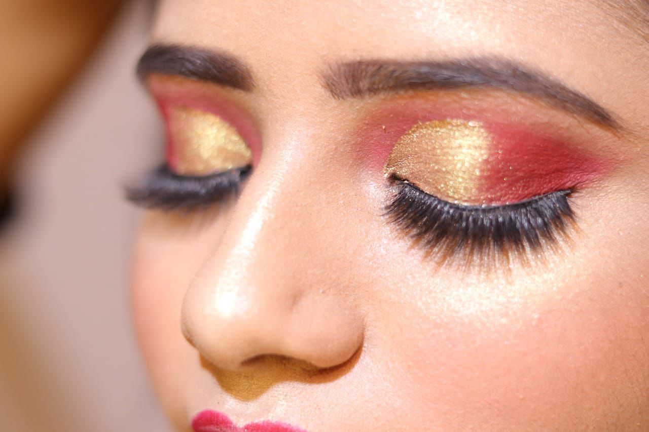 Makeup Detail